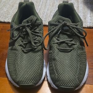 Adidas Olive Green Mesh Athletic Sneakers - Sz US 4.5 (6 WOMENS)